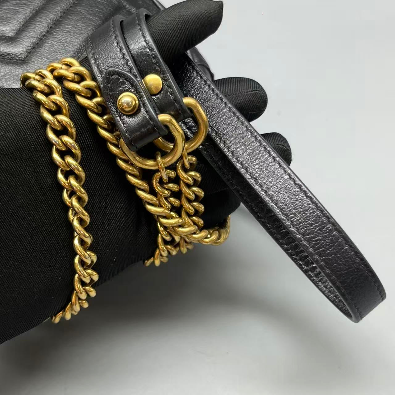 Gucci - GG Marmont Round Mini Bag - Leather - Black - (mini)