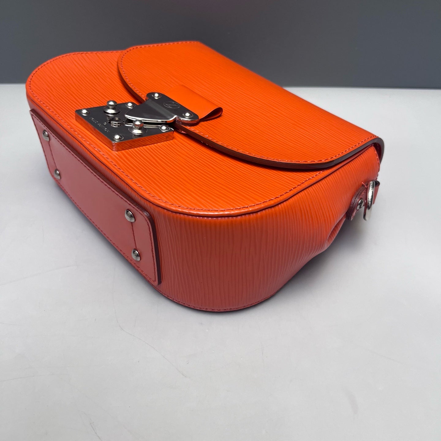 Louis Vuitton - Eden - Epi leather - Orange - (Medium)