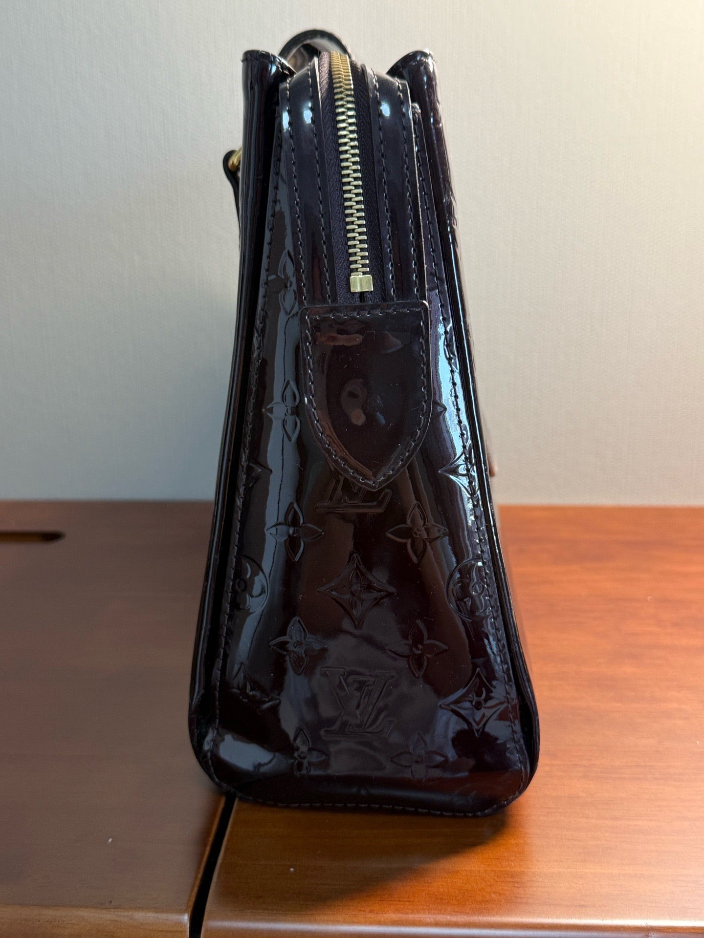 Louis Vuitton - Melrose Avenue - Patent leather - Burgundy - (Medium)
