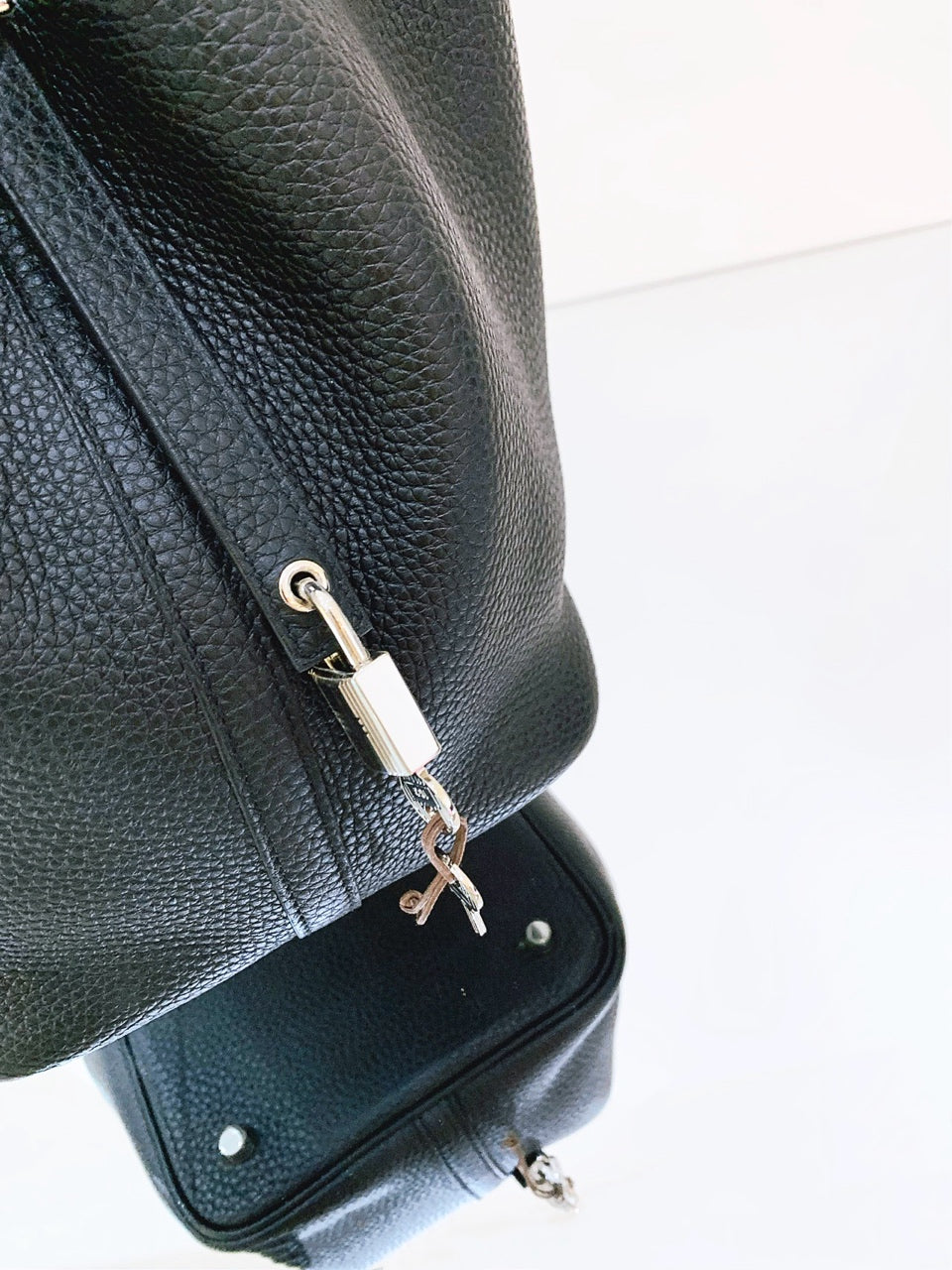Hermès - Picotin Lock 22 - Leather - Black - (Large)