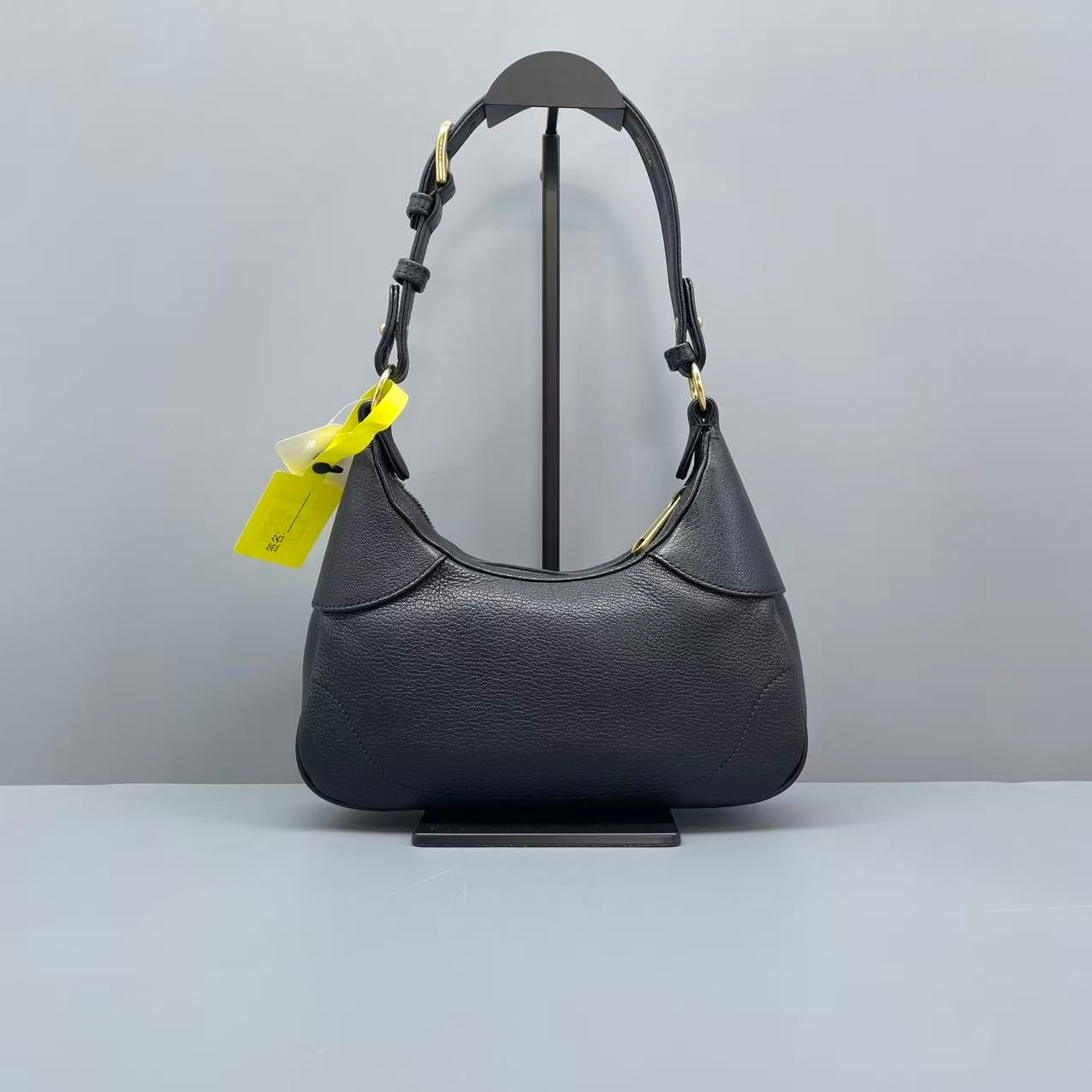 Gucci - Aphrodite Crescent Shoulder Bag - Leather - Black - (medium)