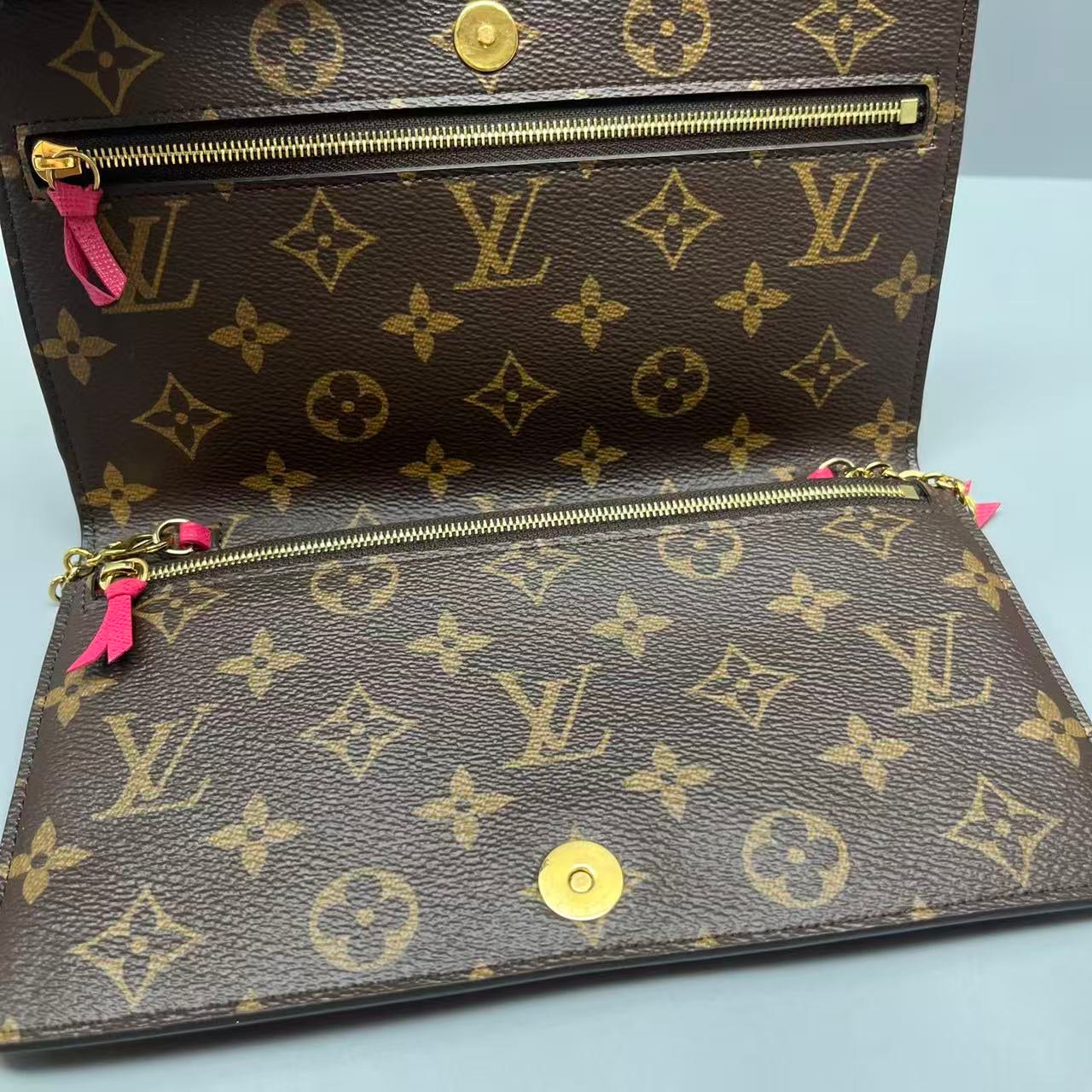 Louis Vuitton - Pochette Félicie Palace Trunk Illustration - Monogram coated canvas with leather trim and interior lining - Brown - (mini)