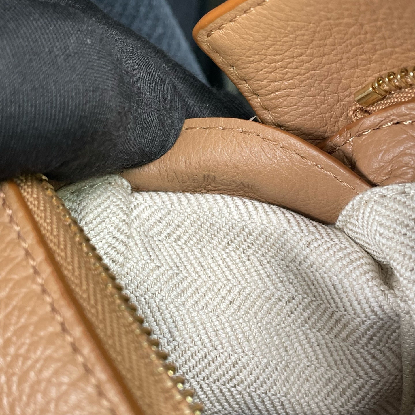 Loewe - Puzzle Mini - Grained calfskin leather - Toffee - (mini)