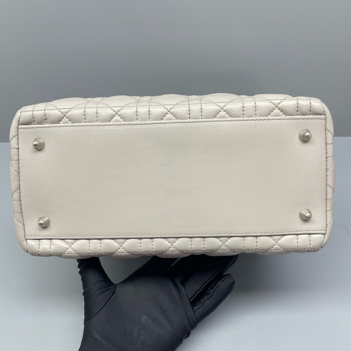 Dior - Lady Dior - Cannage quilted lambskin leather - Grey with Silver-Tone Hardware - (Medium)
