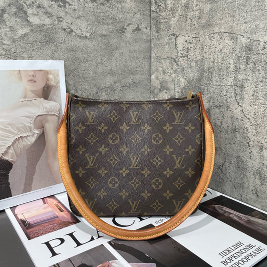Louis Vuitton - Looping MM - Monogram coated canvas with natural cowhide leather (vachetta) trim - Brown - (Medium)