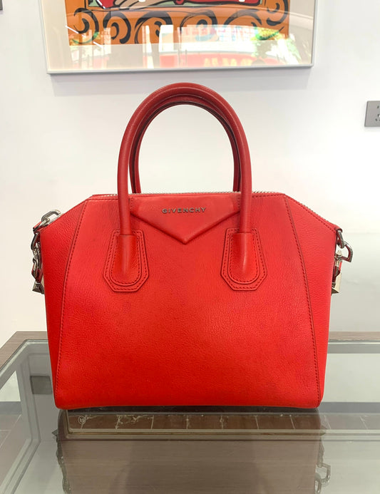 Givenchy - Antigona - Leather - Red - (Small)