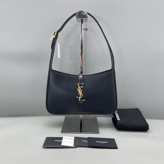 Saint Laurent - Hobo Shoulder Bag - Leather - Black - (Medium)
