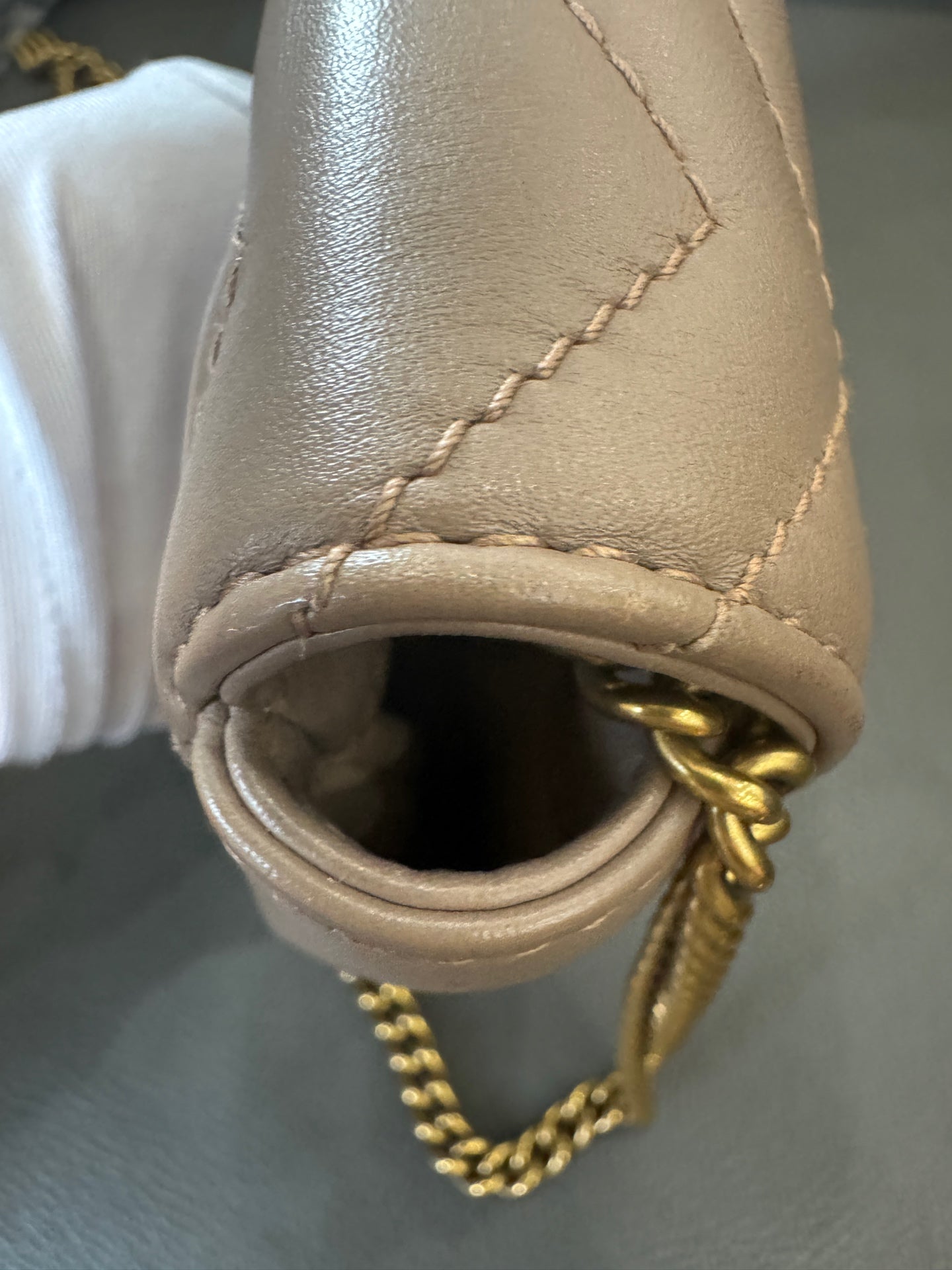 Gucci - Marmont Super Mini - Leather - Beige with Gold-Tone Hardware - (mini)