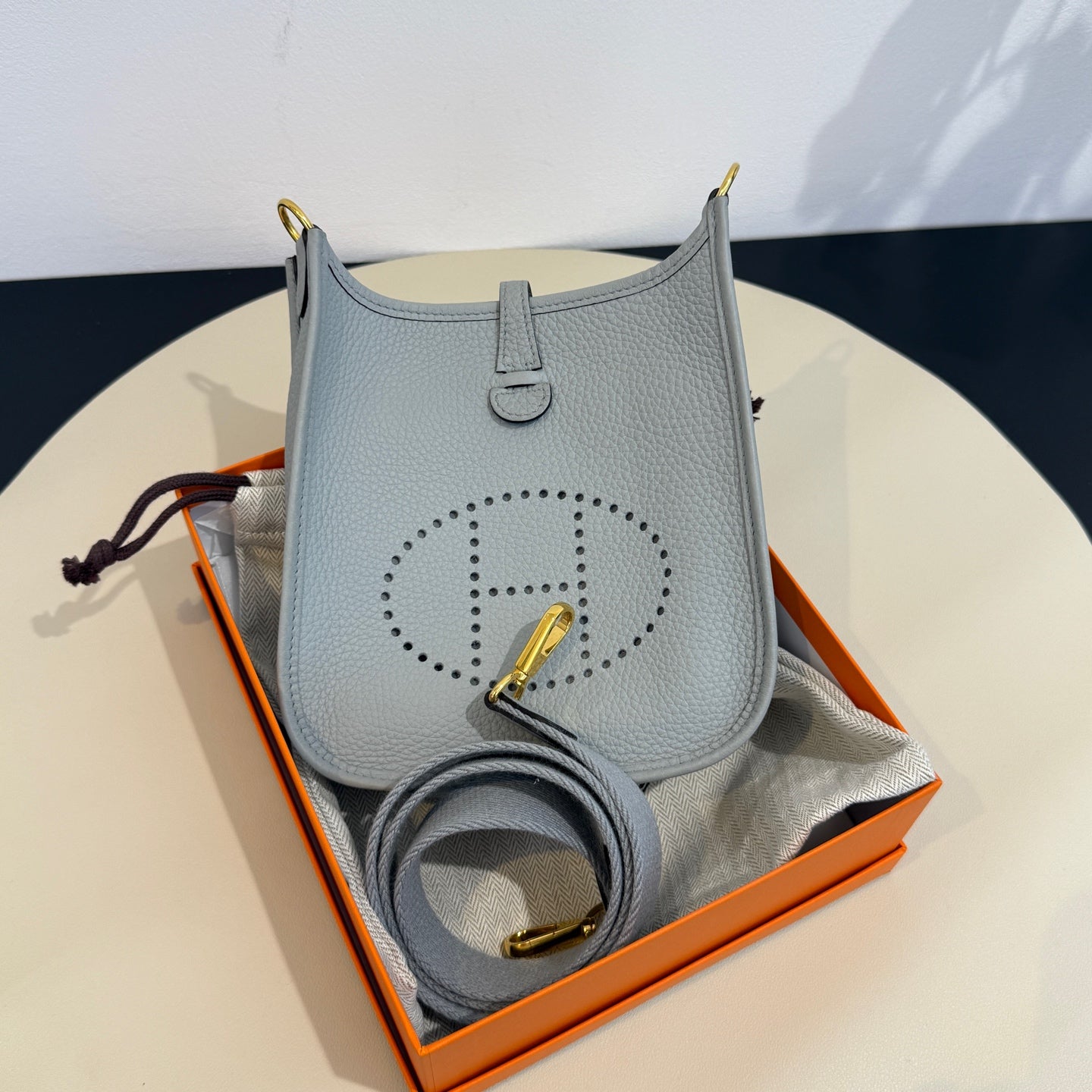 Hermès - Evelyne 16 (TPM) - Clemence leather with canvas strap - Glacier Blue with Gold-Tone Hardware - (mini)