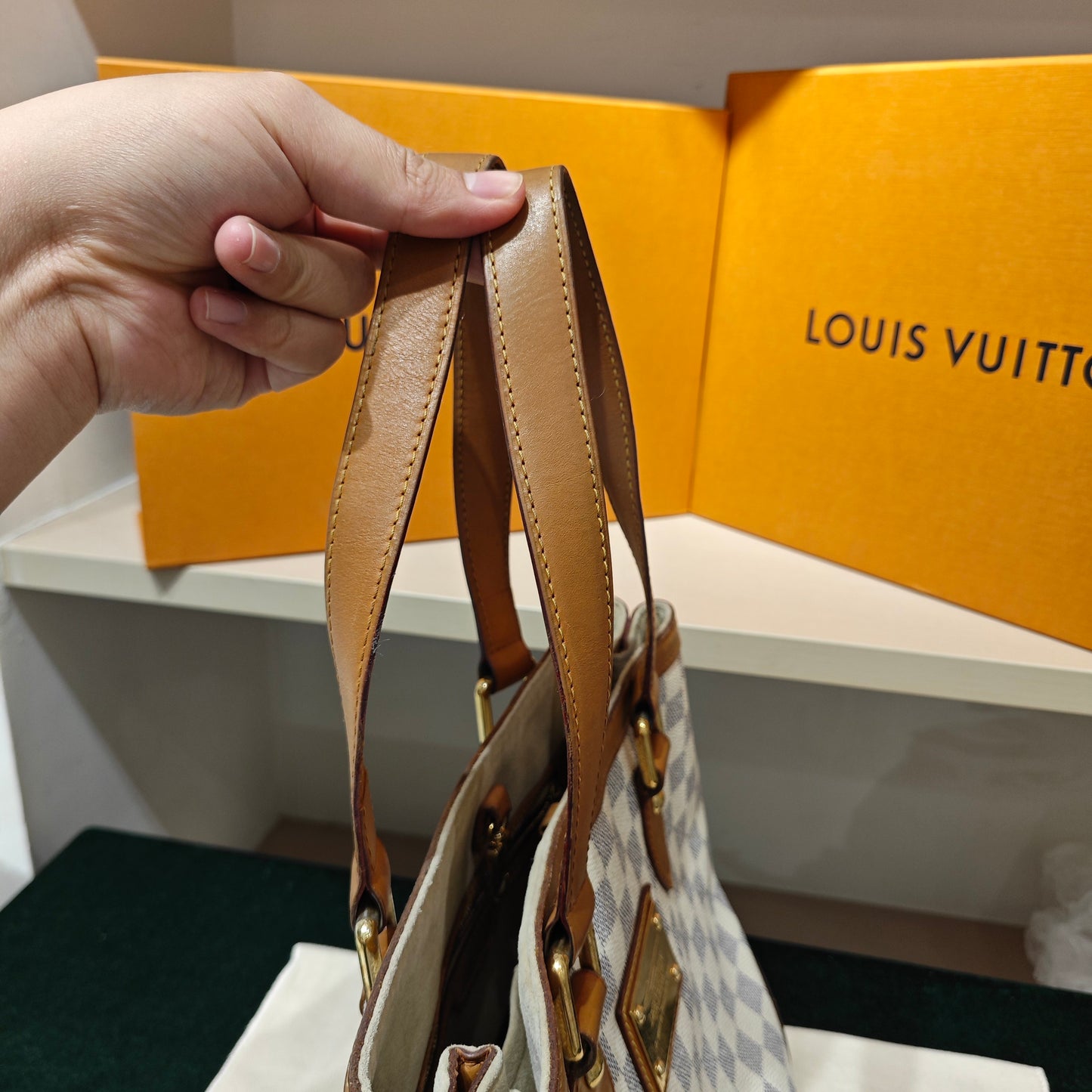 Louis Vuitton - Saleya MM (estimated) - Damier Azur coated canvas with Vachetta leather trim - White - (Medium)