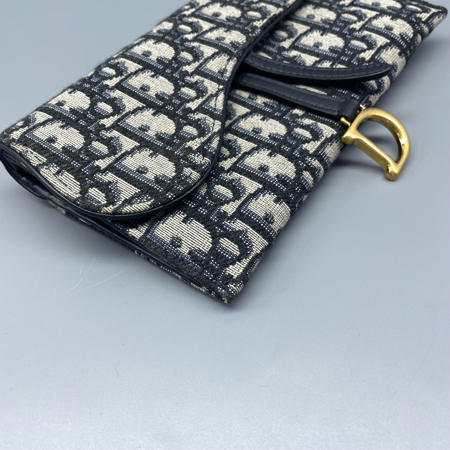 Christian Dior - Saddle Wallet on Chain (WOC) - Dior Oblique jacquard canvas with leather trim - Navy and Beige with Gold-Tone Hardware - (mini)