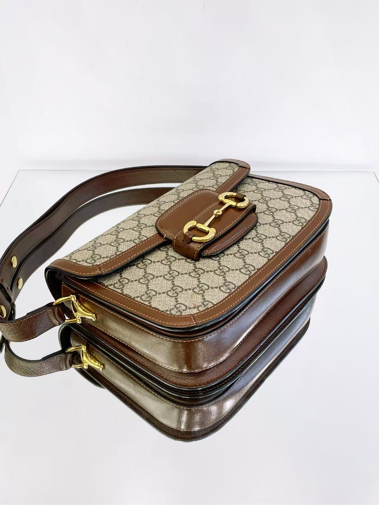Gucci - Horsebit 1955 Shoulder Bag - GG Supreme canvas with leather trim - Beige and Brown - (medium)