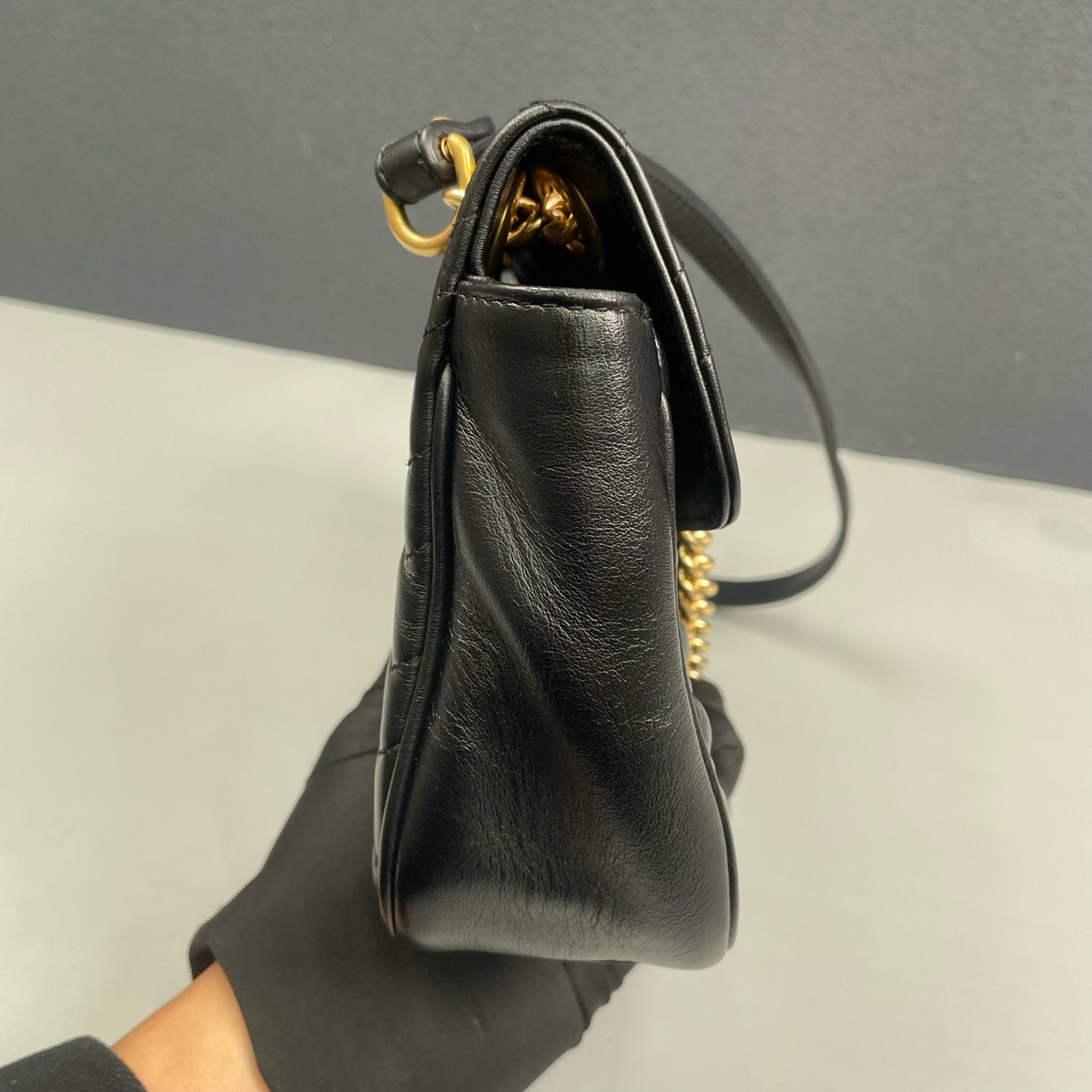 Gucci - GG Marmont Matelassé Shoulder Bag - Leather - Black - (Medium)