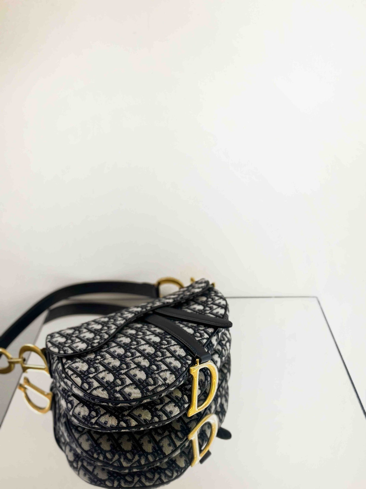 Dior - Saddle Bag - Dior Oblique Jacquard Canvas with Leather Trim - Navy Blue and Beige - (Medium)