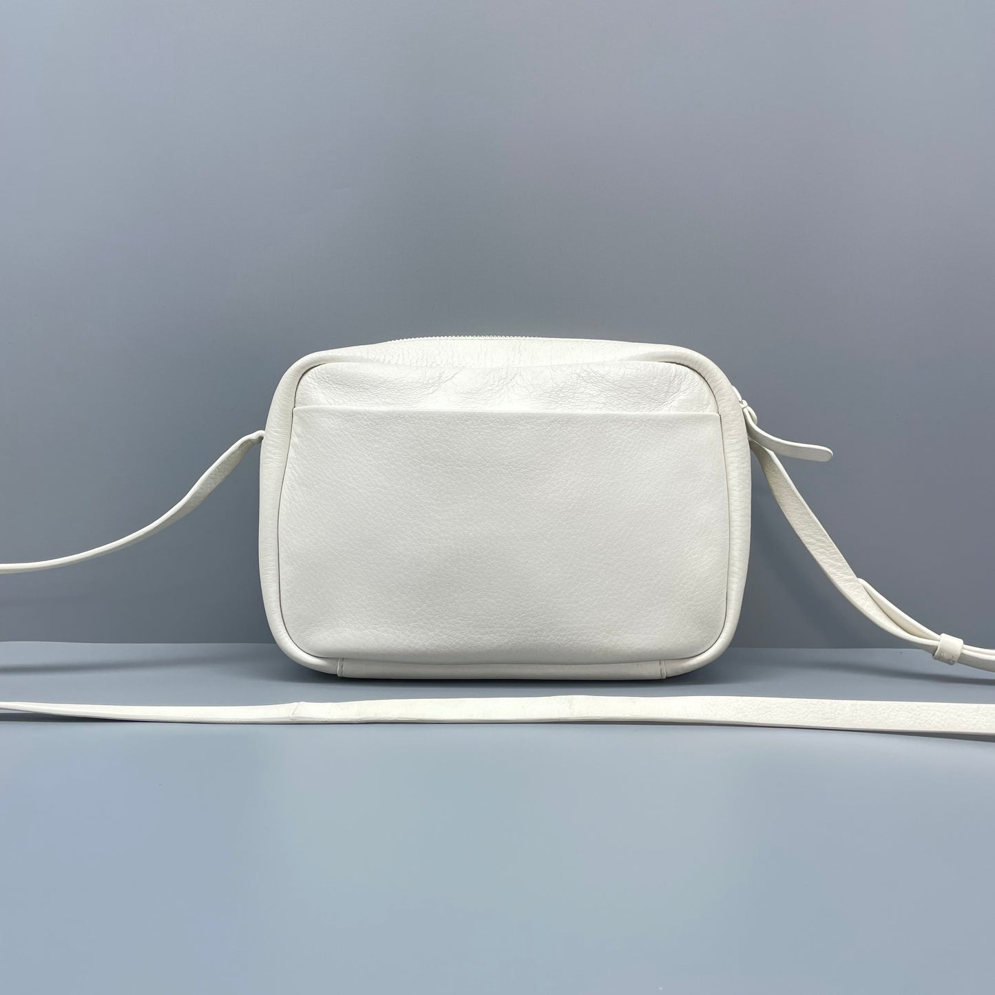 Balenciaga - Everyday Camera Bag - Grained calfskin leather - White - (Small)