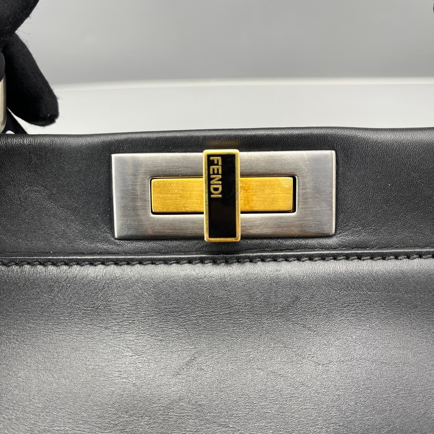Fendi - Peekaboo - Calfskin leather with pony-style calfskin interior - Black - (Medium)