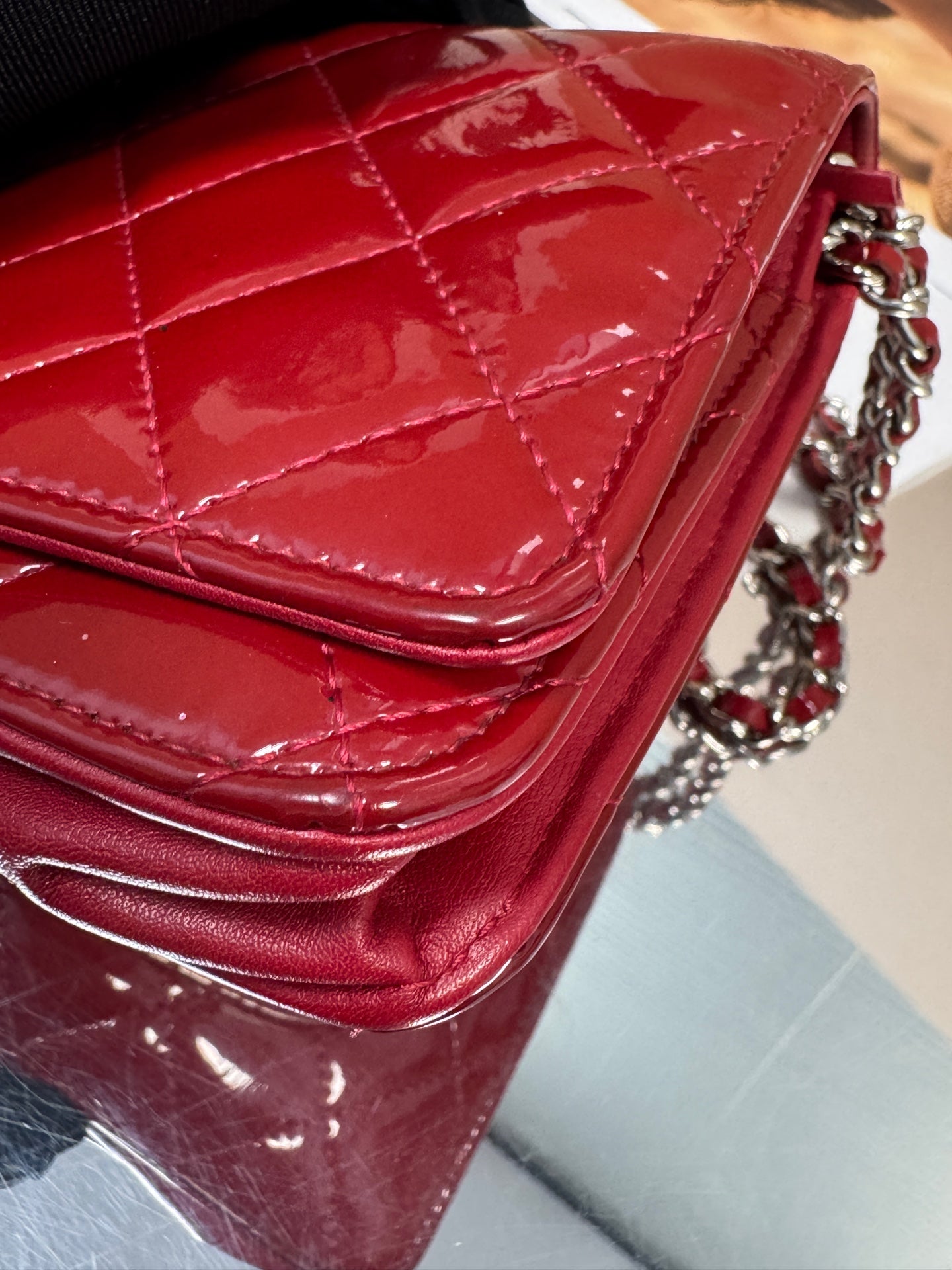Chanel - Wallet on Chain (WOC) - Patent leather - Red - (mini)