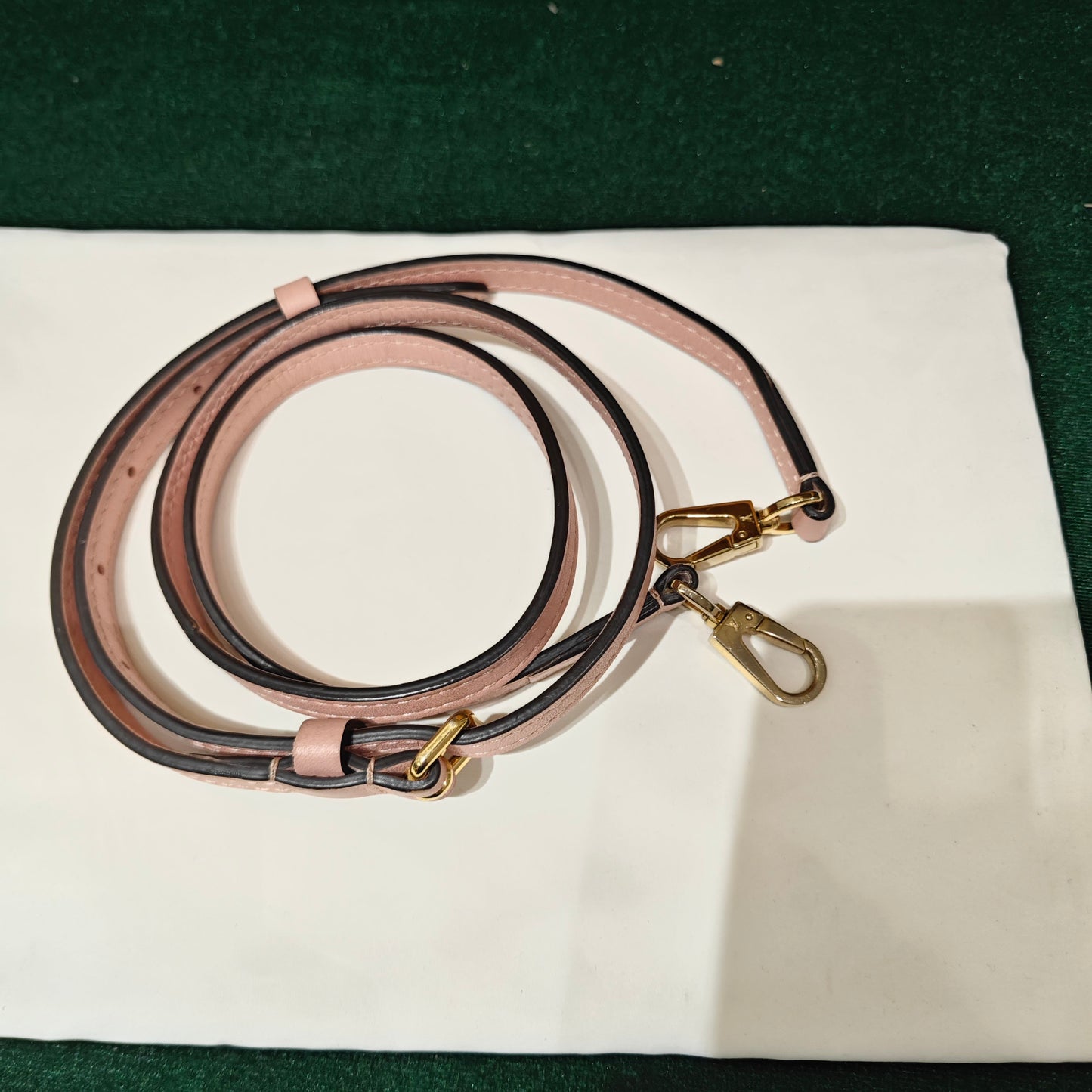 Louis Vuitton - Monogram Lock Flap Bag - Monogram coated canvas and leather - Brown and Pink - (small)