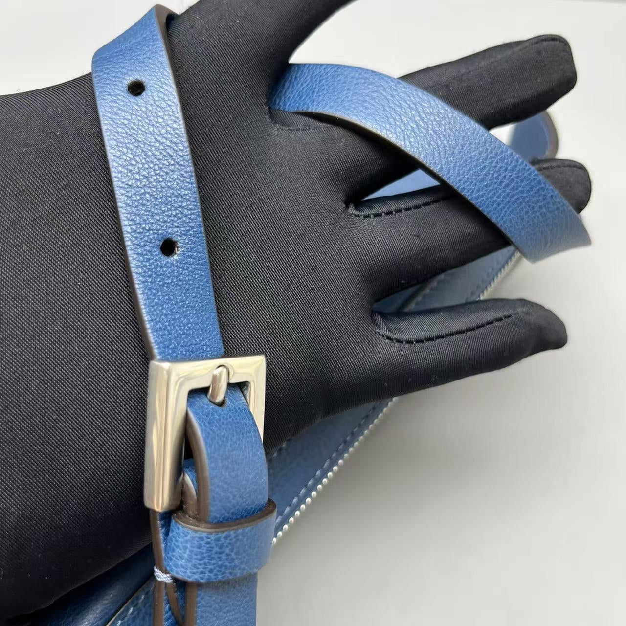 Fendi - Simply Shoulder Bag - Grained leather - Deep Blue - (Small)