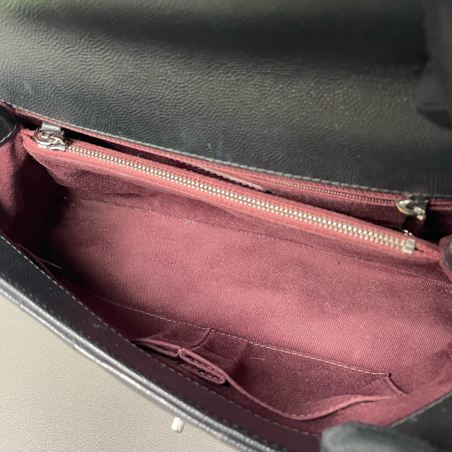 Chanel - Coco Handle Flap Bag - Grained Calfskin Leather - Black - (Medium)