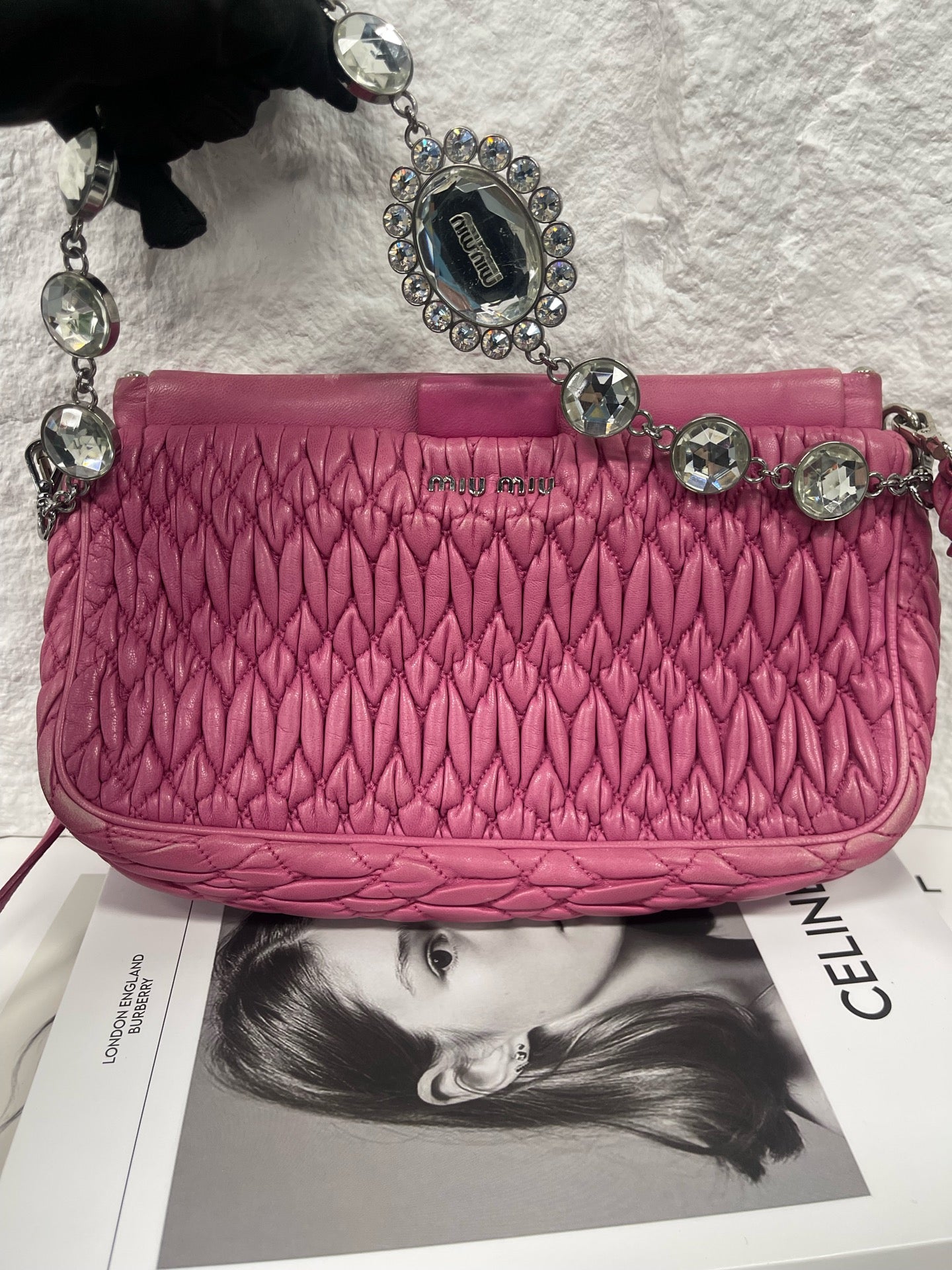 Miu Miu - Matelassé Gemstone Chain Shoulder Bag - Lambskin leather - Pink - (Small)