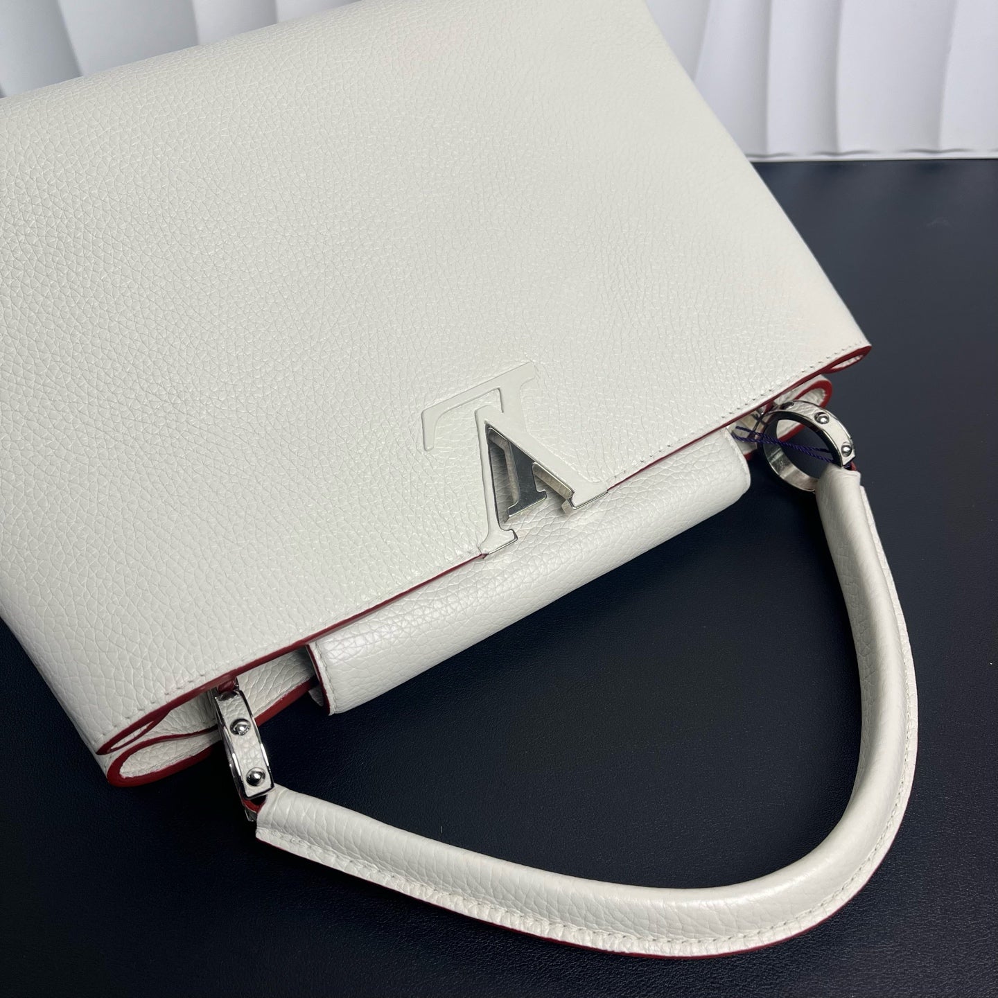 Louis Vuitton - Capucines Large - Leather - White - (Large)
