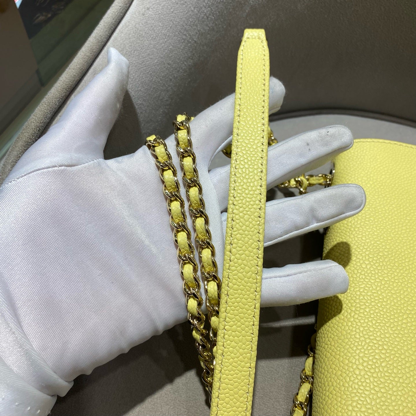 Chanel - Mini Chain Flap Bag - Grained calfskin leather - Yellow with Gold-Tone Hardware - (mini)