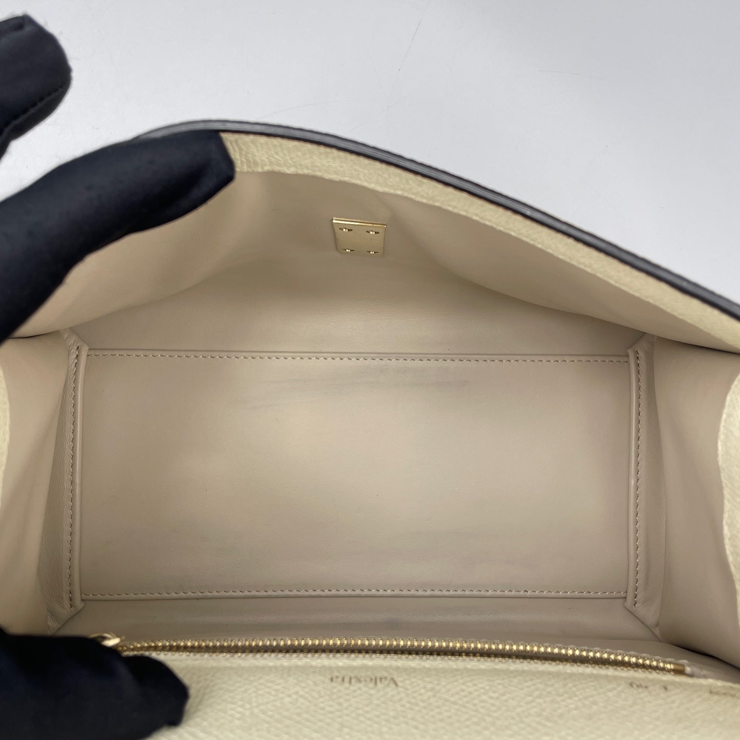 Valextra - Iside Handbag - Leather - White - (medium)