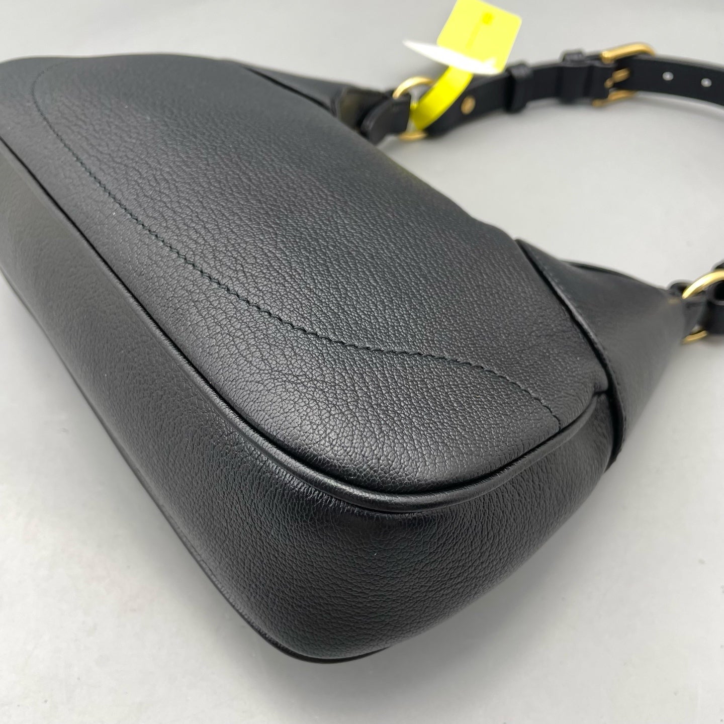 Gucci - Aphrodite Crescent Shoulder Bag - Leather - Black - (medium)