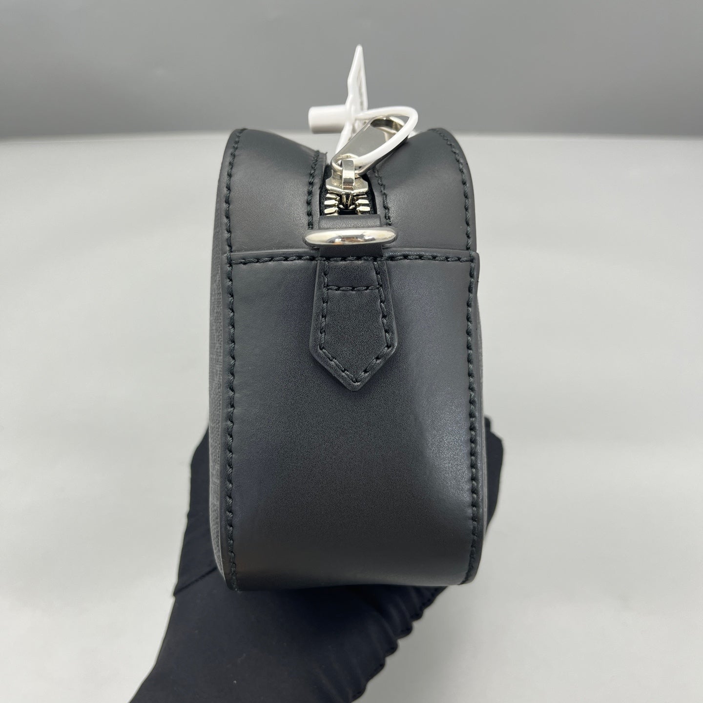 Gucci - GG Supreme Camera Bag - Synthetic - Black - (small)
