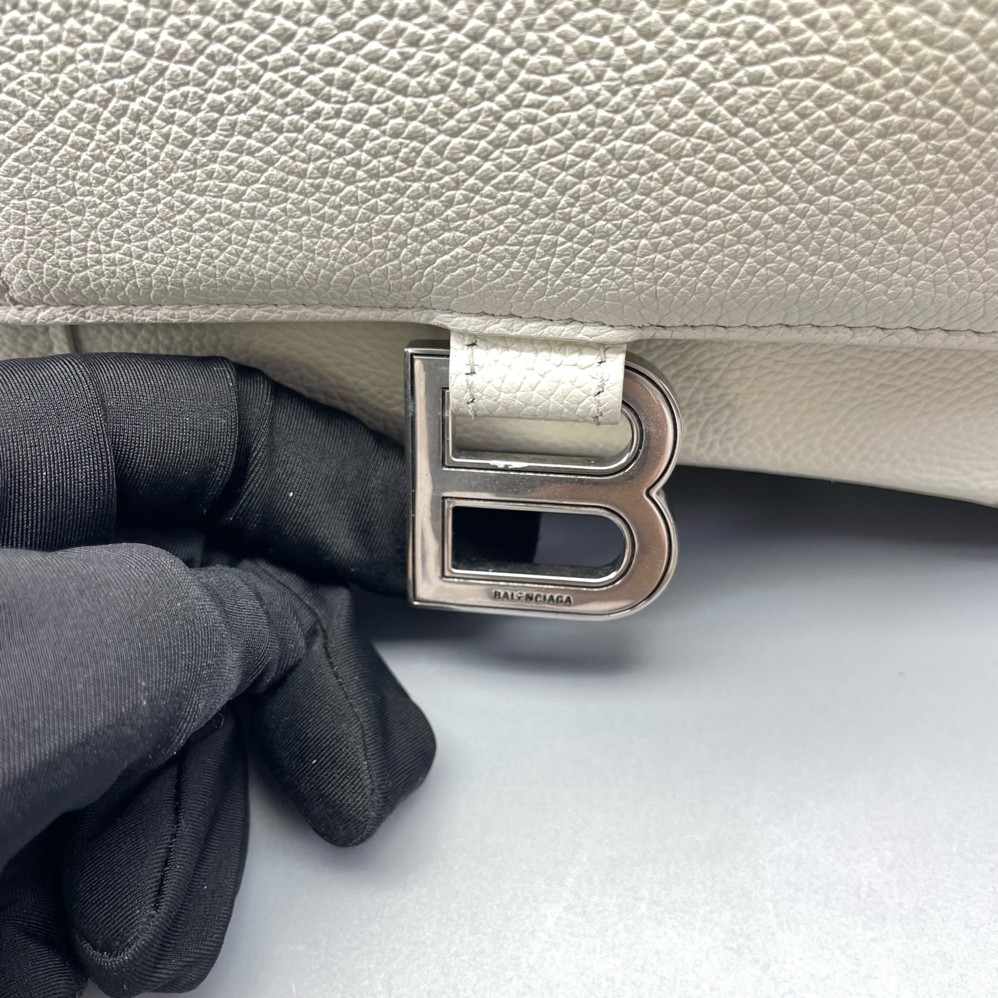 Balenciaga - Hourglass Small Bag - Grained leather - White - (mini)