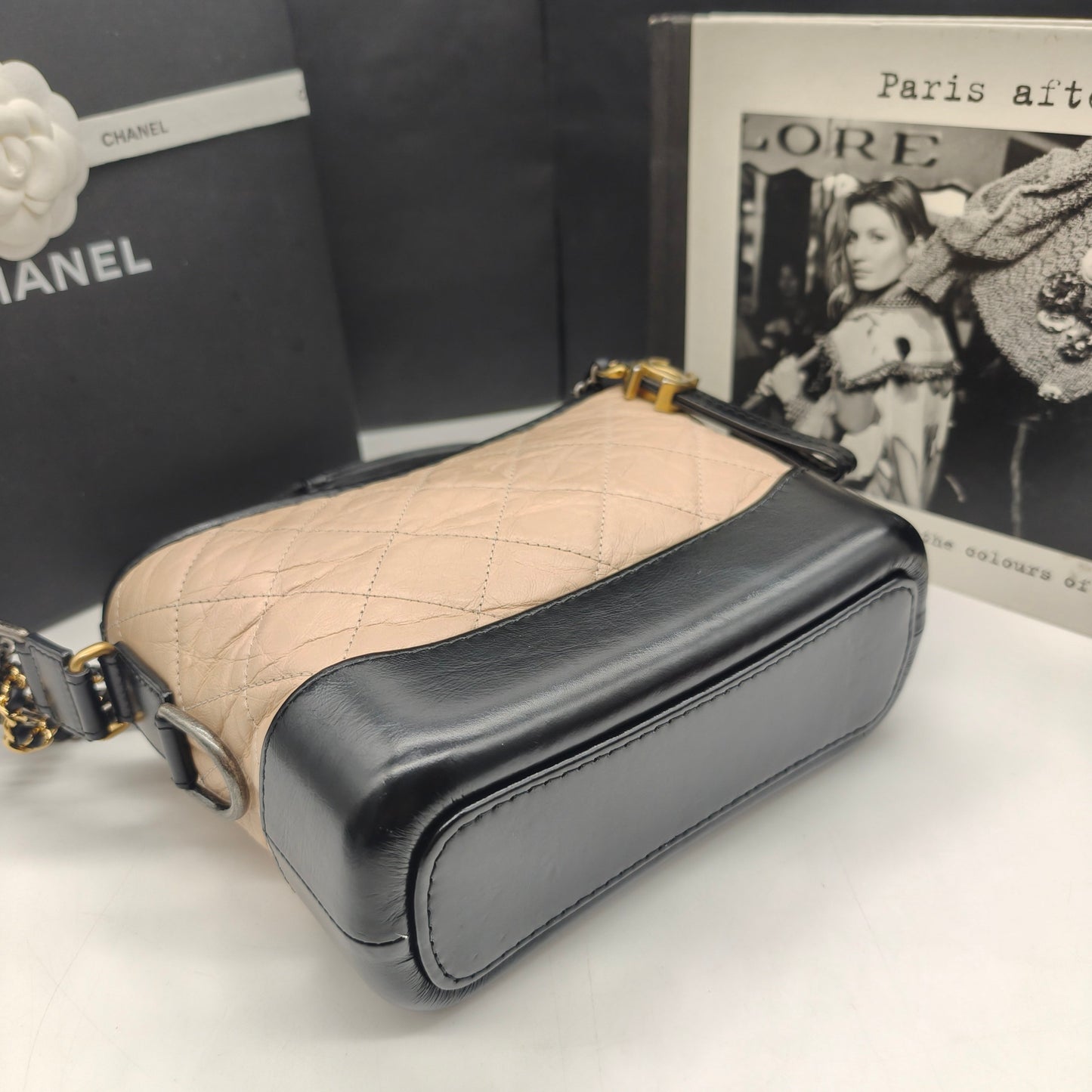 Chanel - Gabrielle Hobo Bag - Aged calfskin leather and smooth calfskin leather - Beige and Black - (small)