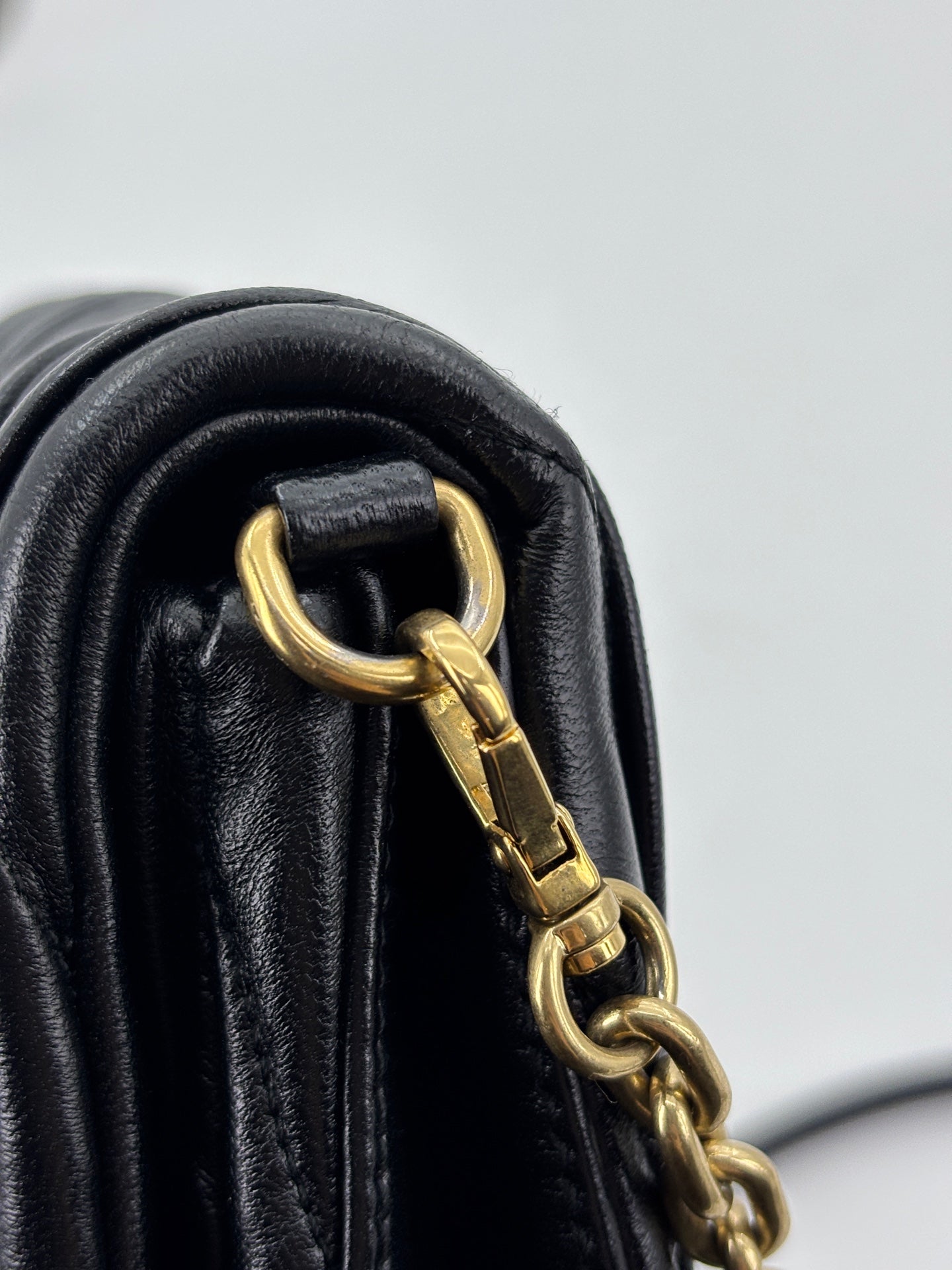 Miu Miu - Matelassé Flap Crossbody Bag - Leather - Black - (mini)
