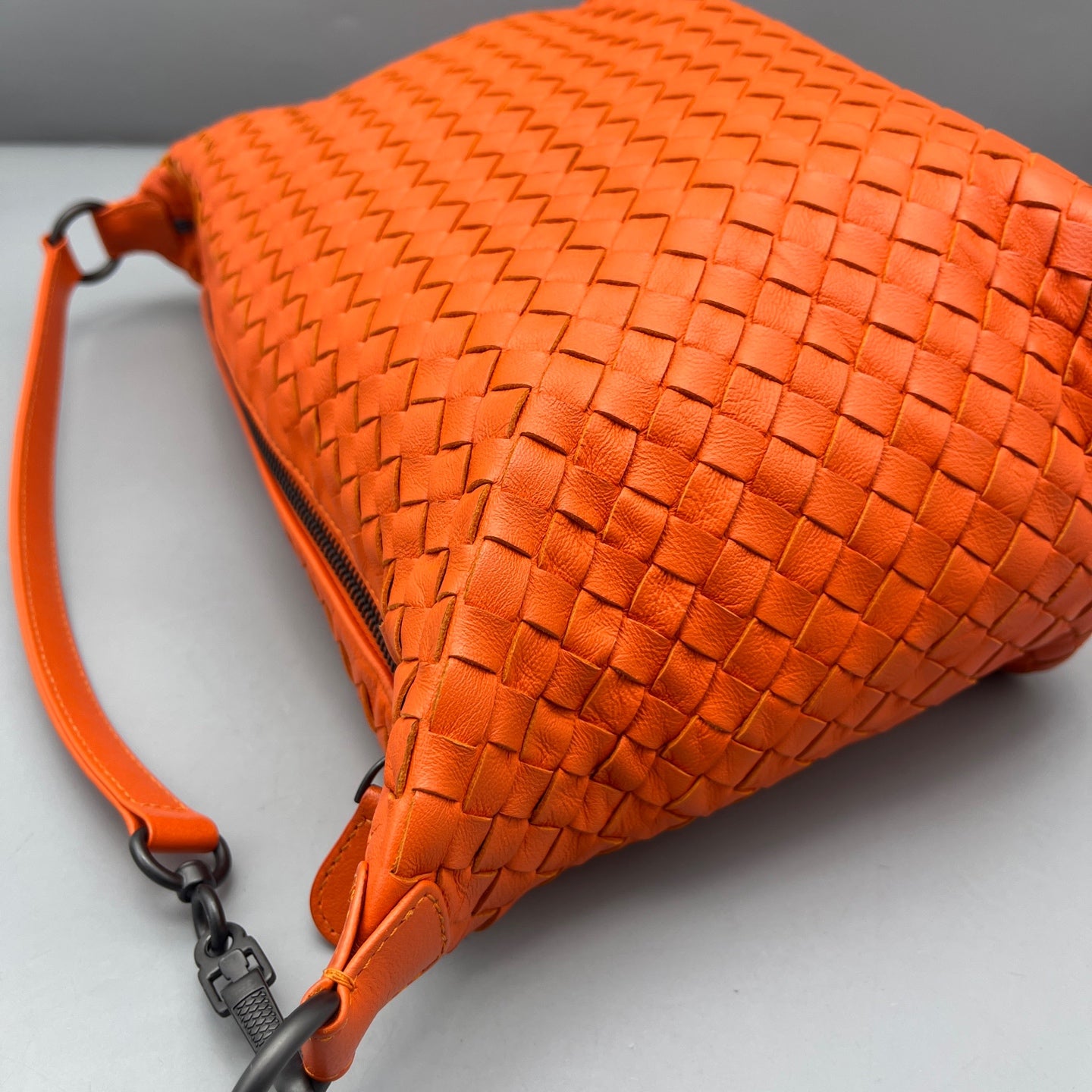 Bottega Veneta - Intrecciato Shoulder Bag (A7055) - Leather - Orange - (small)