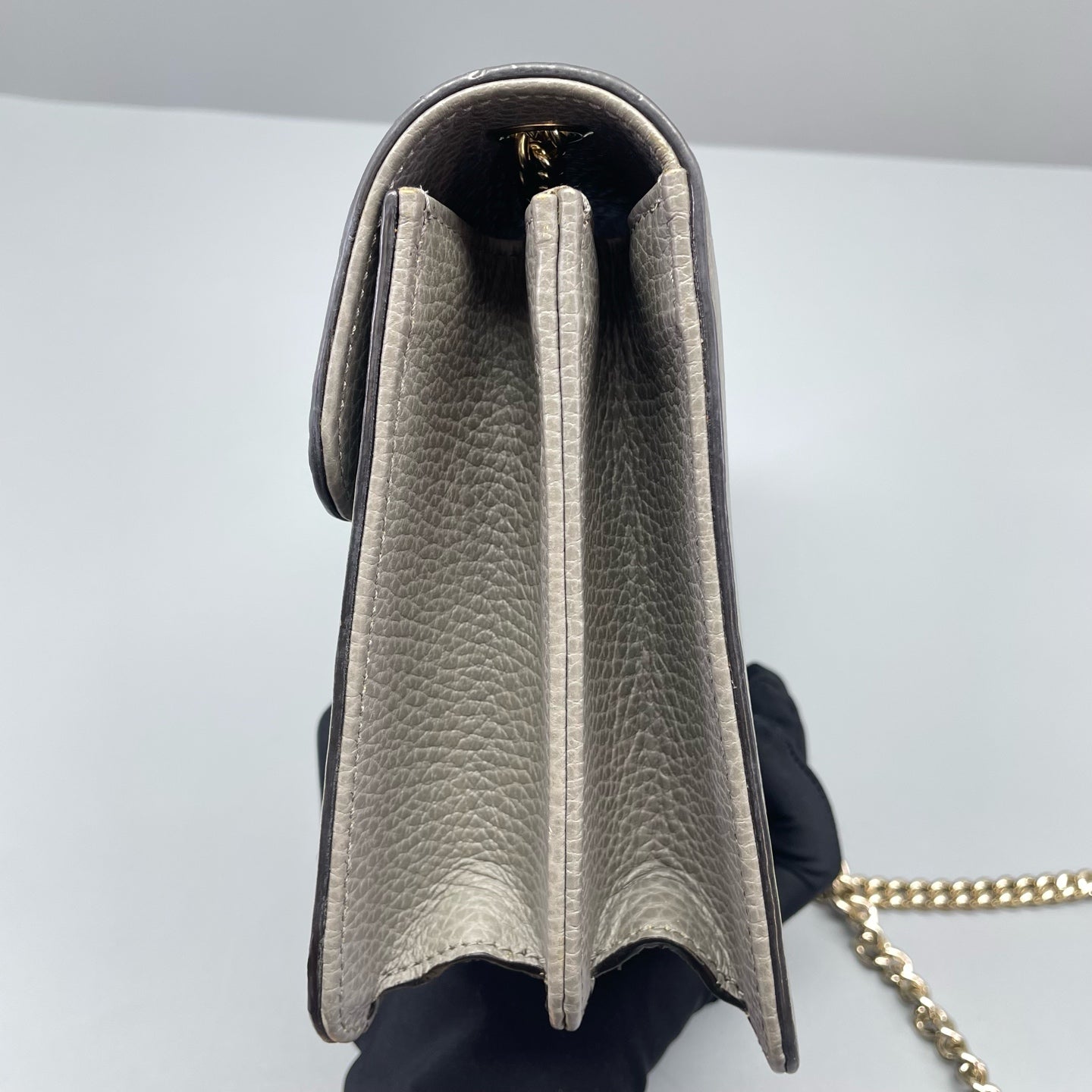 Gucci - Interlocking G Accordion Shoulder Bag - Grained leather - Grey with Gold-Tone Hardware - (small)