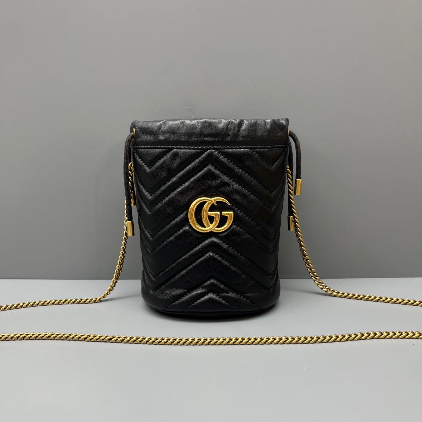 Gucci - GG Marmont Mini Bucket Bag - Leather - Black - (mini)