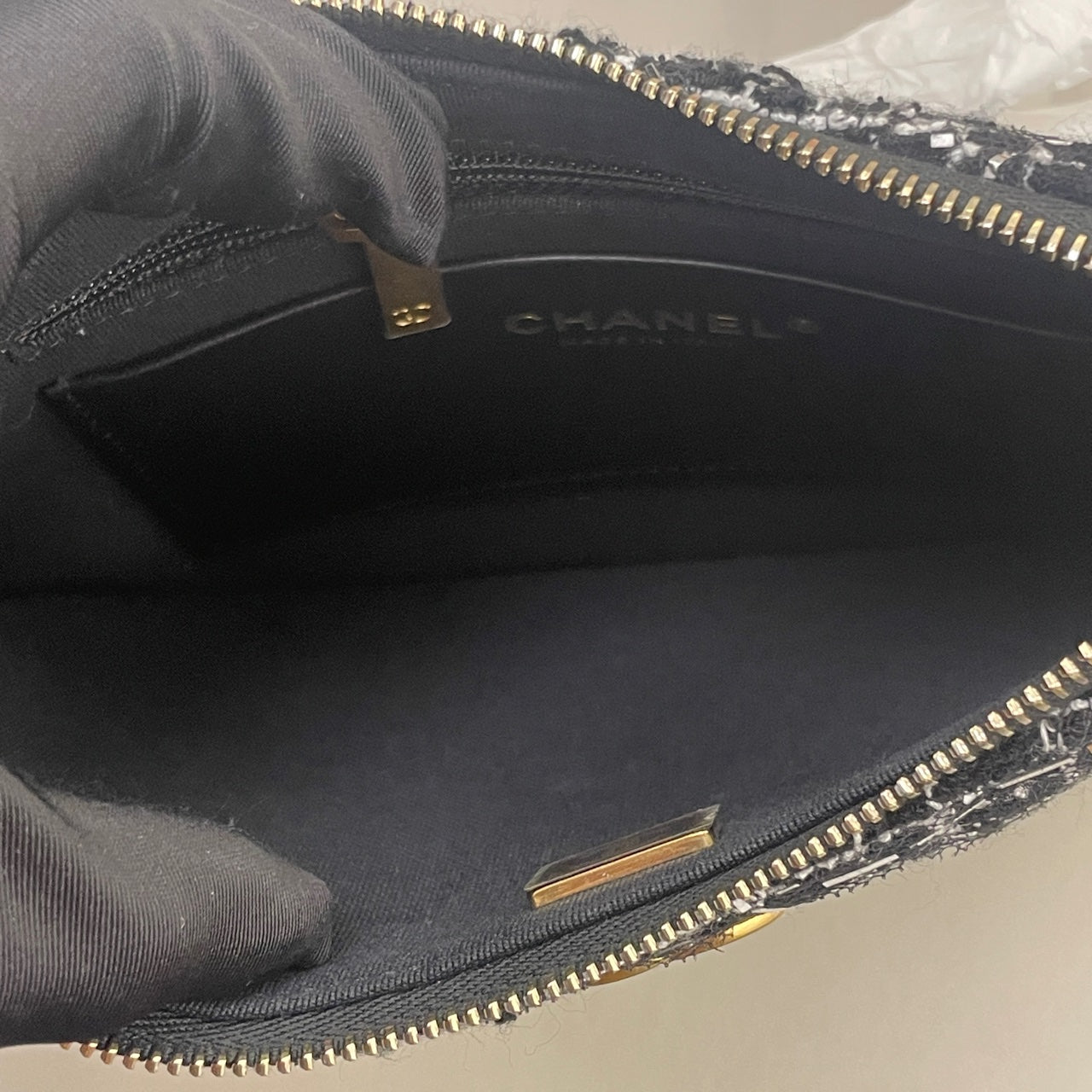 Chanel - Hobo - Tweed with leather trim - Black - (small)