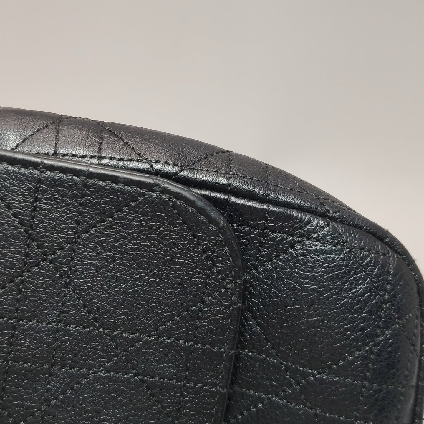 Dior - Cannage Chain Flap Bag - Leather - Black - (mini)