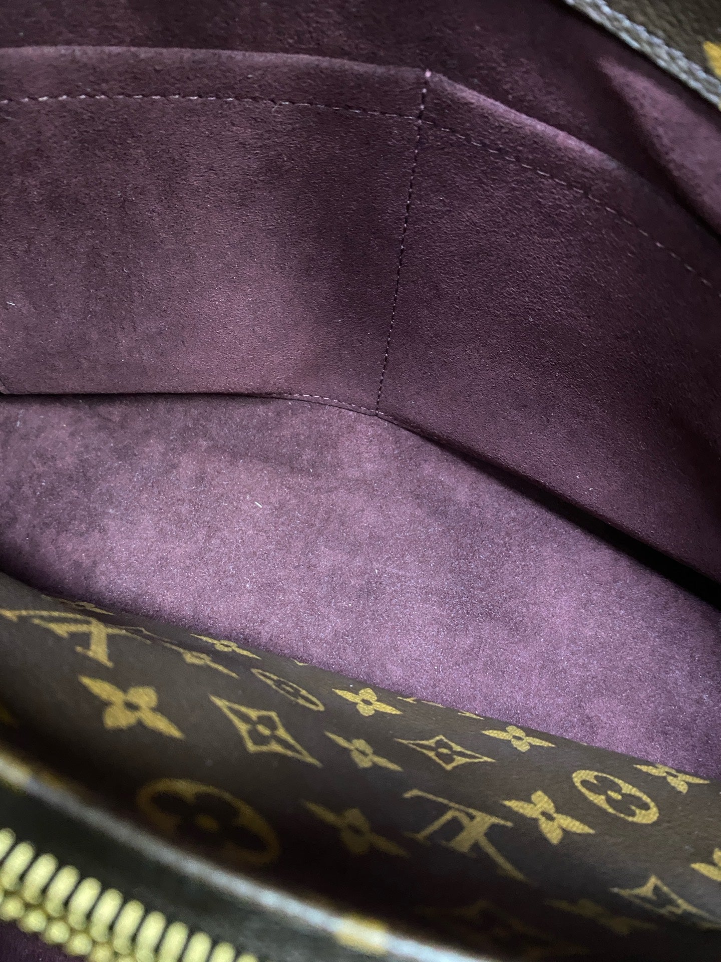 Louis Vuitton - Montaigne GM - Monogram coated canvas with Vachetta leather trim and microfiber lining - Brown - (Large)