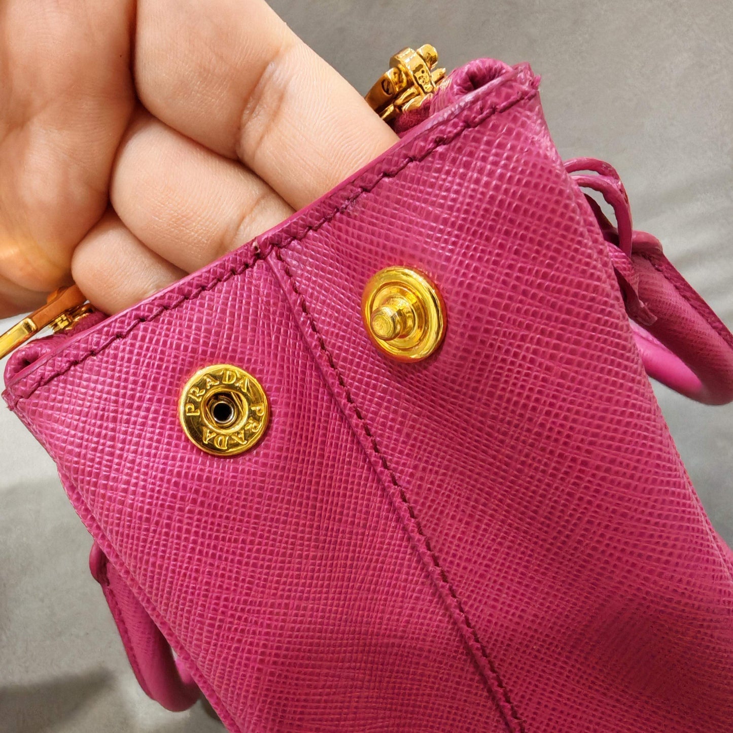 Prada - Galleria Mini - Saffiano leather - Fuchsia - (mini)