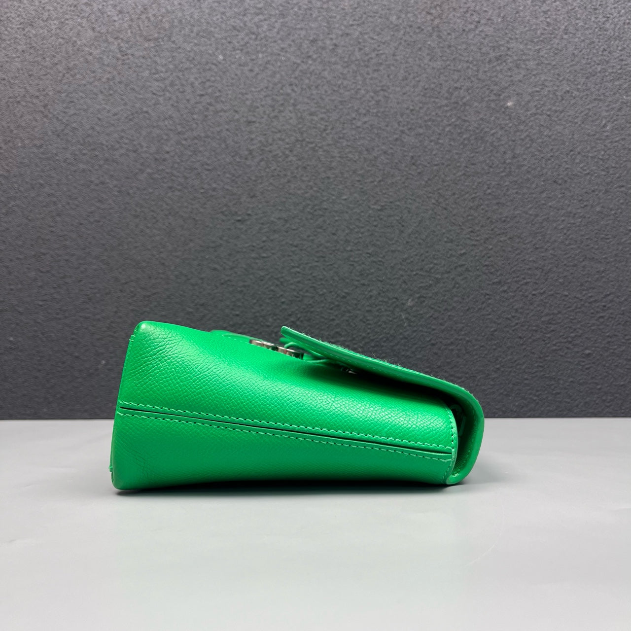 Balenciaga - Downtown Small Hourglass Bag - Grained leather - Green - (Small)
