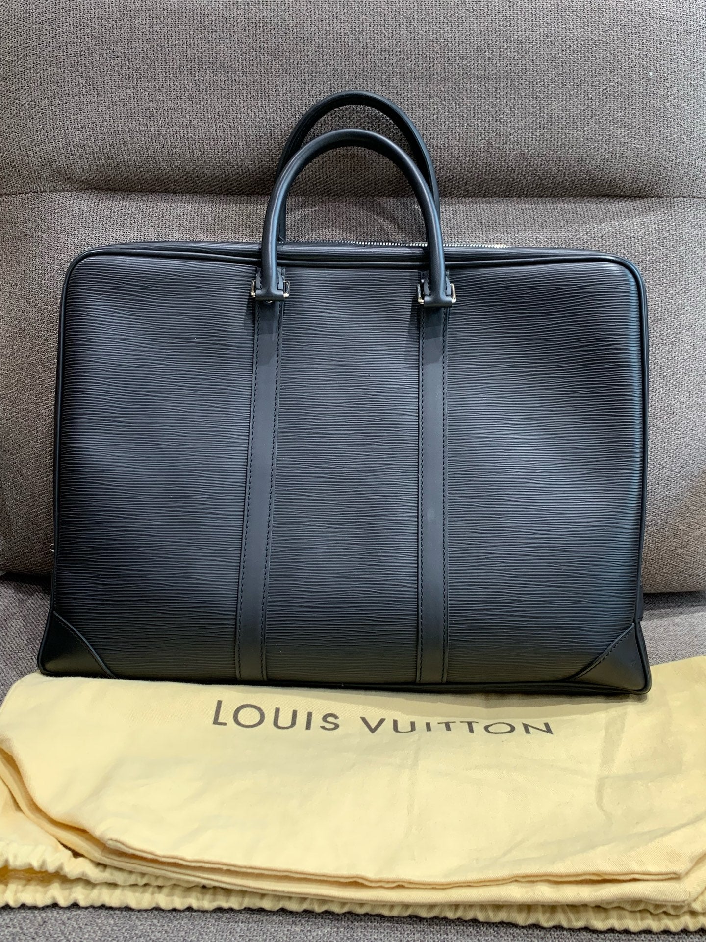 Louis Vuitton - Porte-Documents Briefcase - Leather - Black - (Medium)