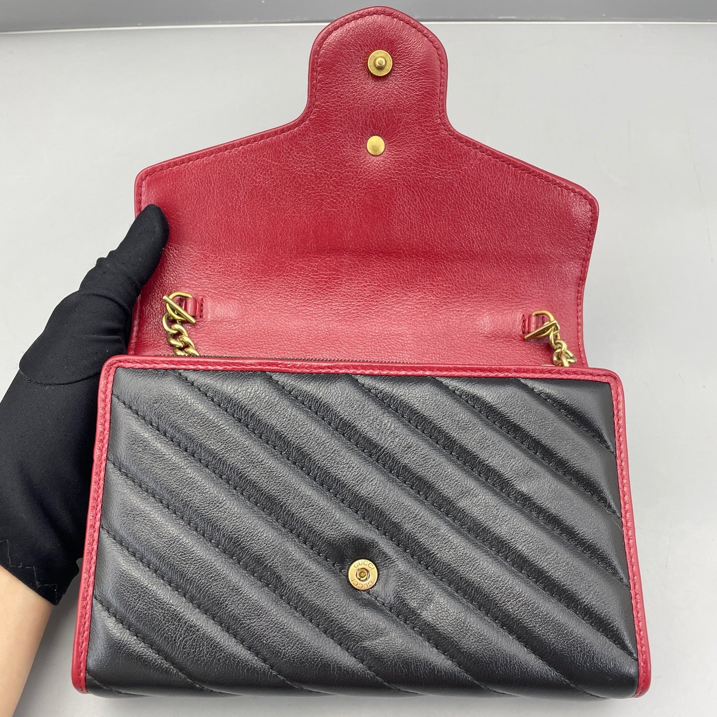 Gucci - Marmont Wallet on Chain (WOC) - Leather - Black with Red Trim - (mini)