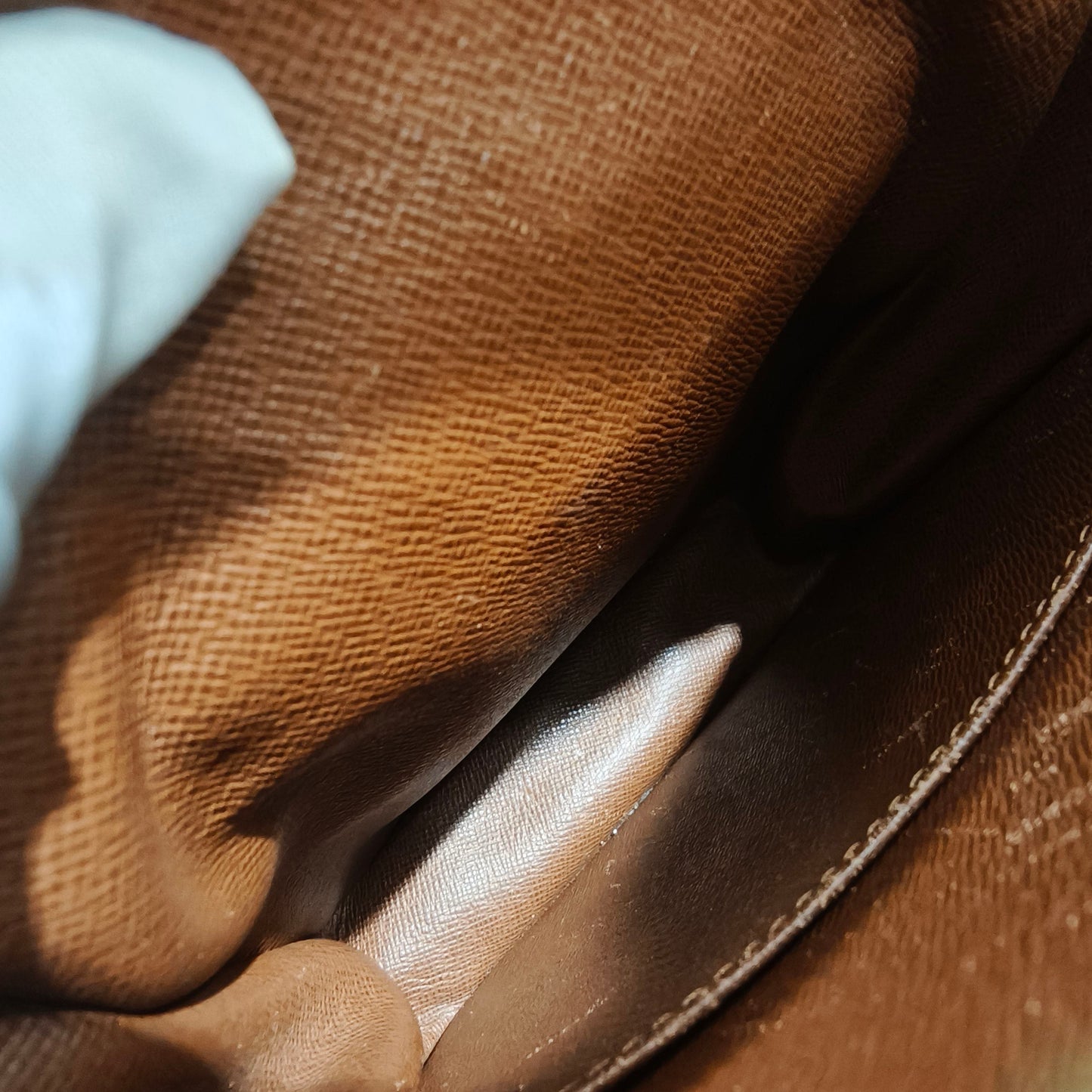 Louis Vuitton - Monogram Double-Layer Camera Bag - Monogram Canvas with Vachetta Leather Trim - Brown - (small)
