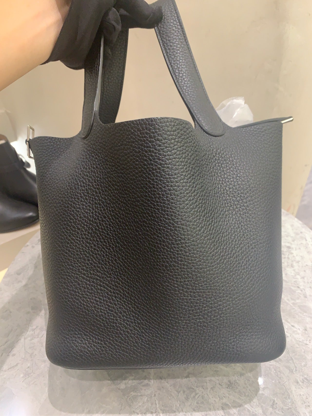 Hermès - Picotin Lock 22 - Leather - Black - (Large)