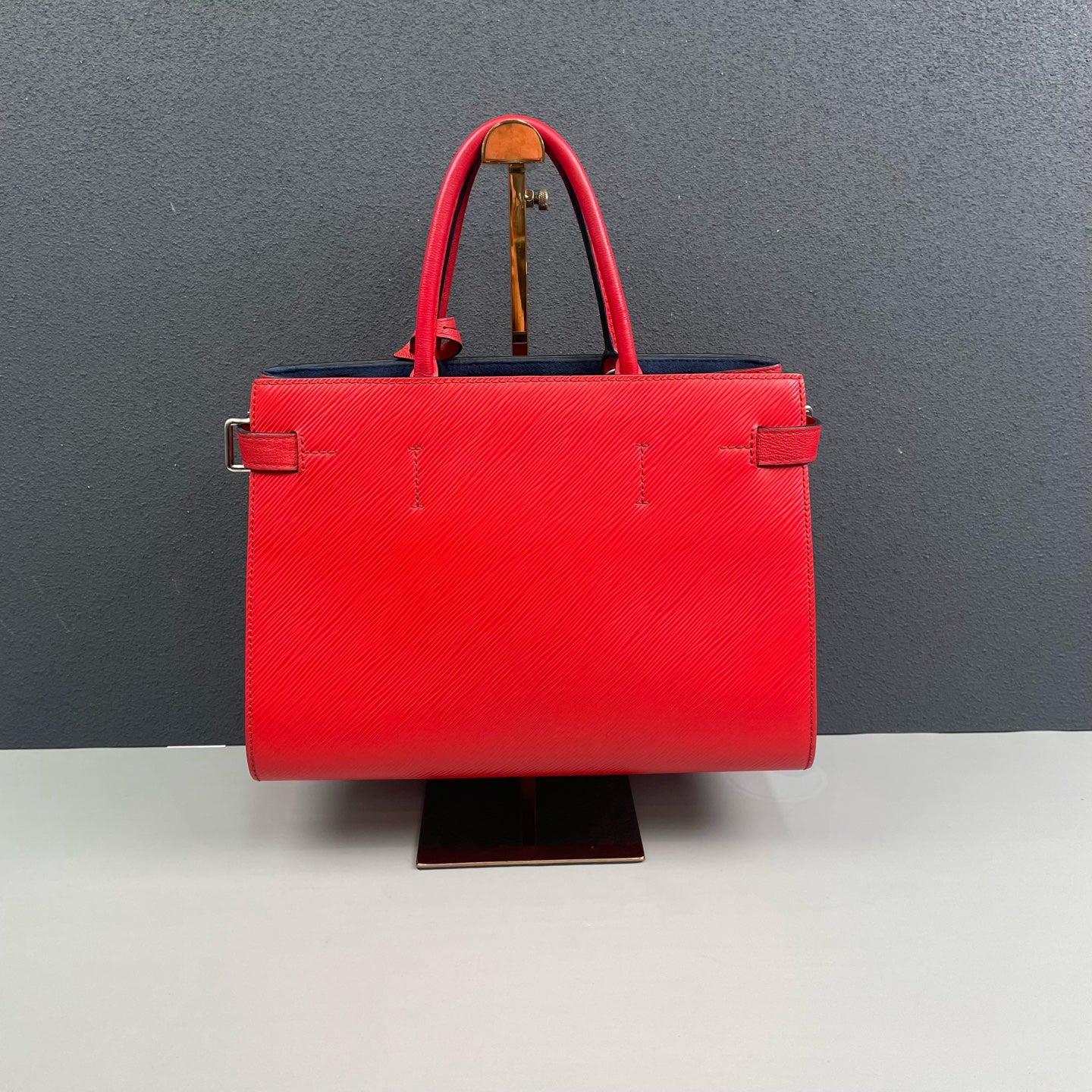 Louis Vuitton - Twist Tote - Epi leather - Red - (medium)