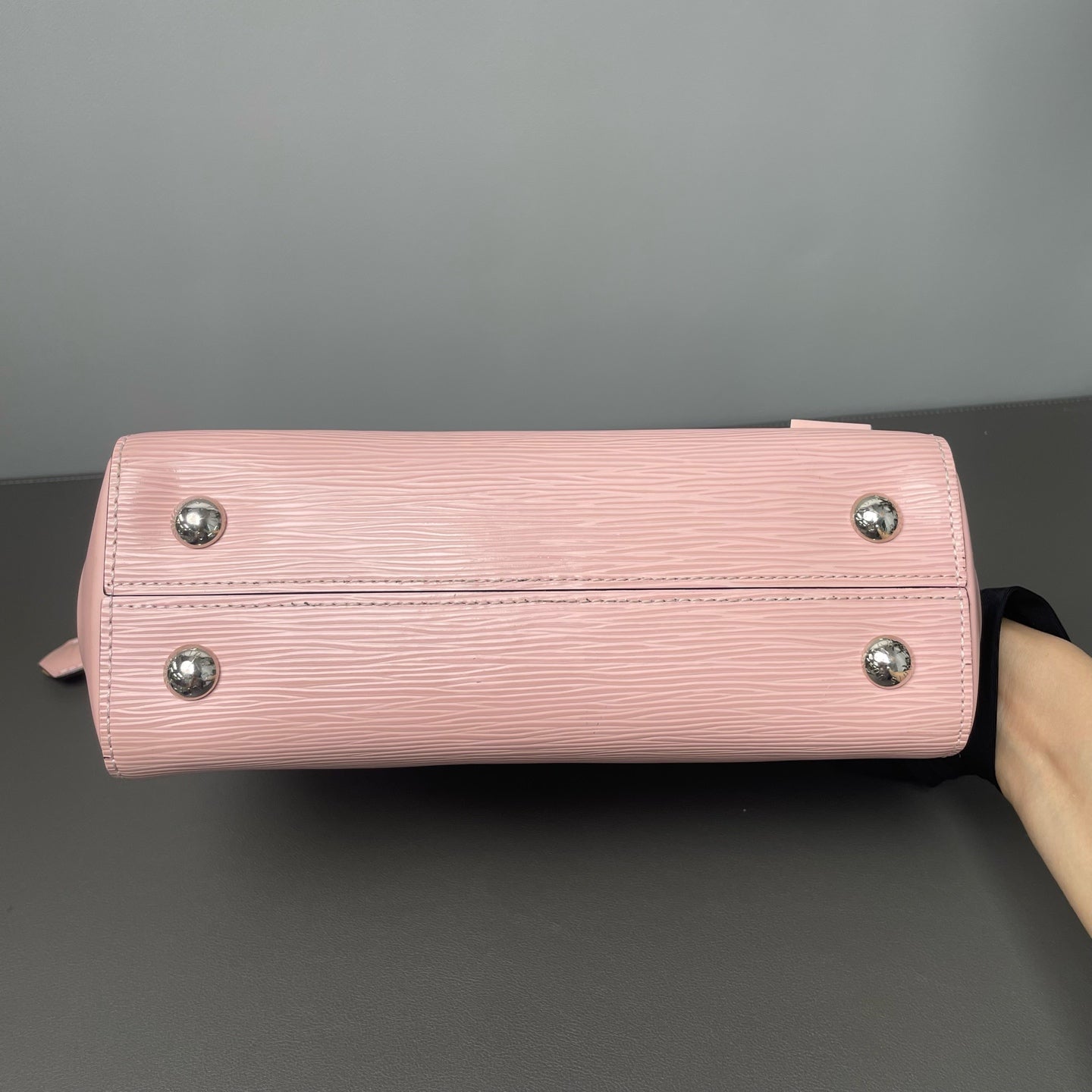 Louis Vuitton - Cluny - Epi leather - Pink - (medium)