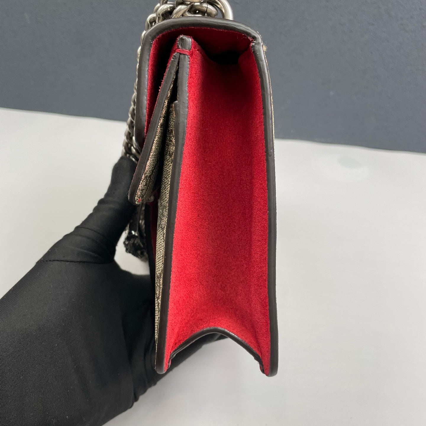 Gucci - Dionysus Chain Shoulder Bag - GG Supreme canvas with suede lining - Beige with Red accents - (Small)