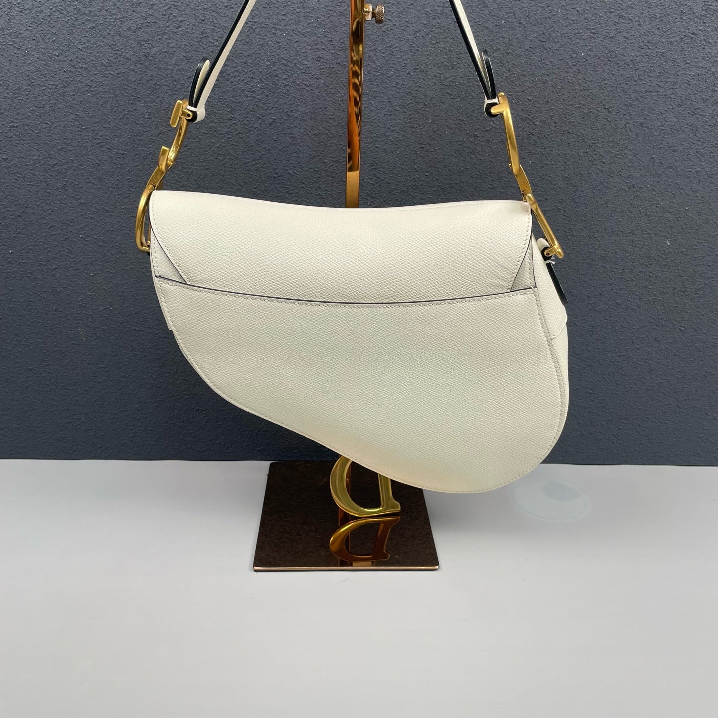 Dior - Saddle Bag - Grained calfskin leather - White - (Medium)