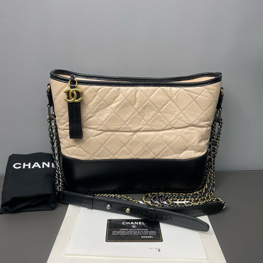 Chanel - Gabrielle Hobo Bag - Vintage calfskin and smooth calfskin - Beige and Black - (Medium)
